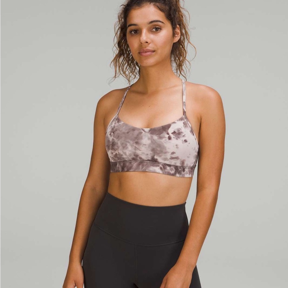 Lululemon Flow Y Nulu Bra